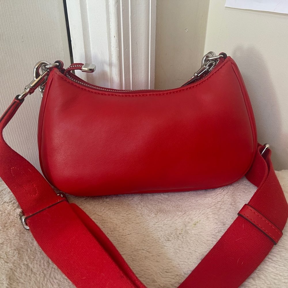 Coach Teri Shoulder Bag With Signature Quilting EUC - Picture 4 of 14